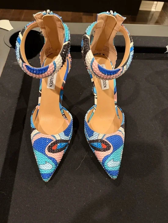 Steve Madden Blue Turquoise Pink Embellished Ankle-Strap Pointed Pump - Picture 7 of 7